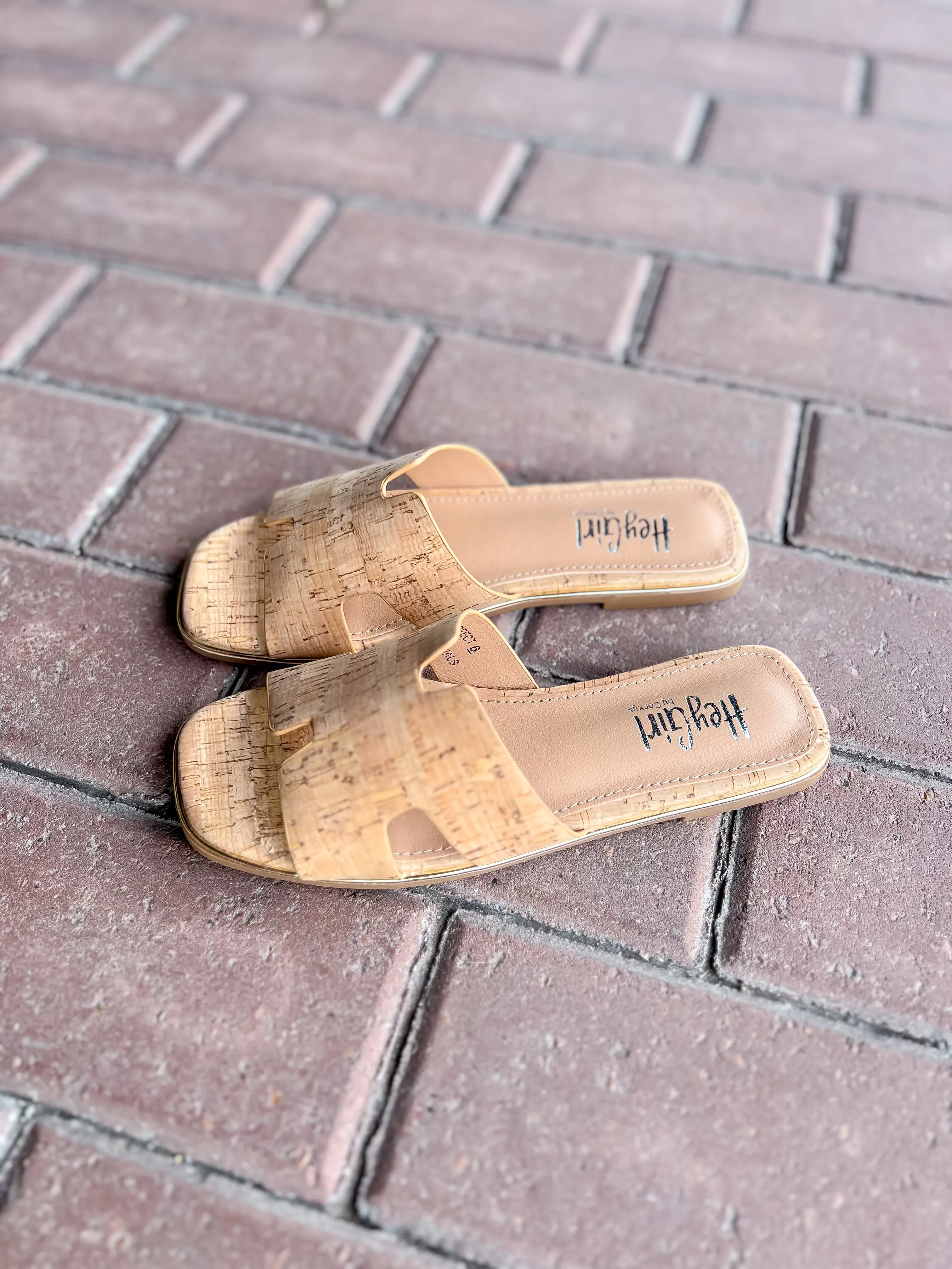 [Corkys] Picture Perfect-Cork