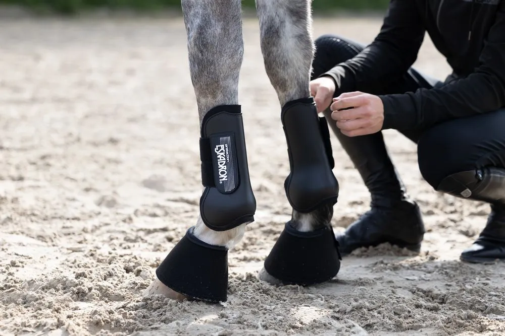 Eskadron Protection Tendon Boots