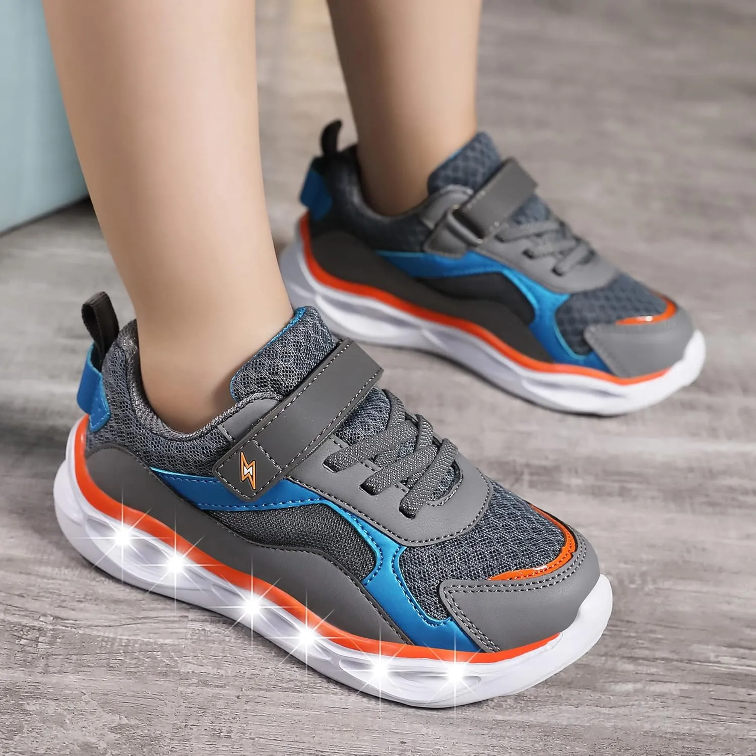 Light Up Shoes Toddler Girls Boys Lightweight LED Flashing Glitter Mesh Breathable Adorable Sneakers for Toddler/Little Kid