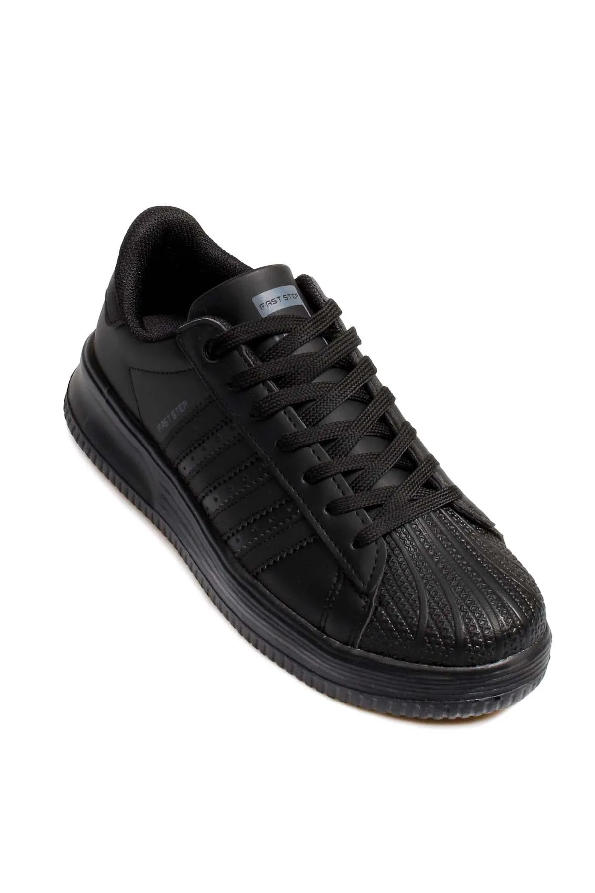 Men's All-Black Leather Low-Top Sneakers with Textured Toe - Wessi